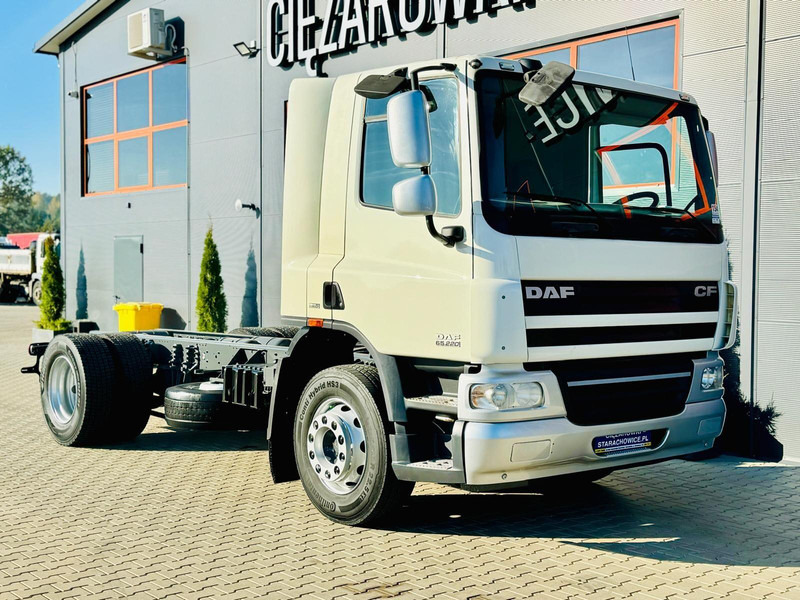 DAF DAF DAF CF 65.220 E5 // rama pod zabudowę !! // wywrotka kiper b - Грузовик-шасси: фото 4 DAF DAF DAF CF 65.220 E5 // rama pod zabudowę !! // wywrotka kiper b - Грузовик-шасси: фото 4