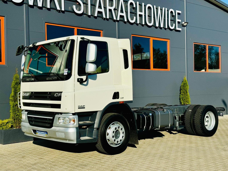 DAF DAF DAF CF 65.220 E5 // rama pod zabudowę !! // wywrotka kiper b - Грузовик-шасси: фото 1 DAF DAF DAF CF 65.220 E5 // rama pod zabudowę !! // wywrotka kiper b - Грузовик-шасси: фото 1