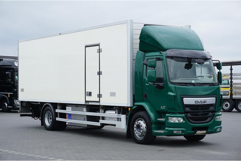 DAF LF / 250 / EURO 6 / CHŁODNIA + WINDA / MULTITEMPERATURA - Рефрижератор: фото 1 DAF LF / 250 / EURO 6 / CHŁODNIA + WINDA / MULTITEMPERATURA - Рефрижератор: фото 1