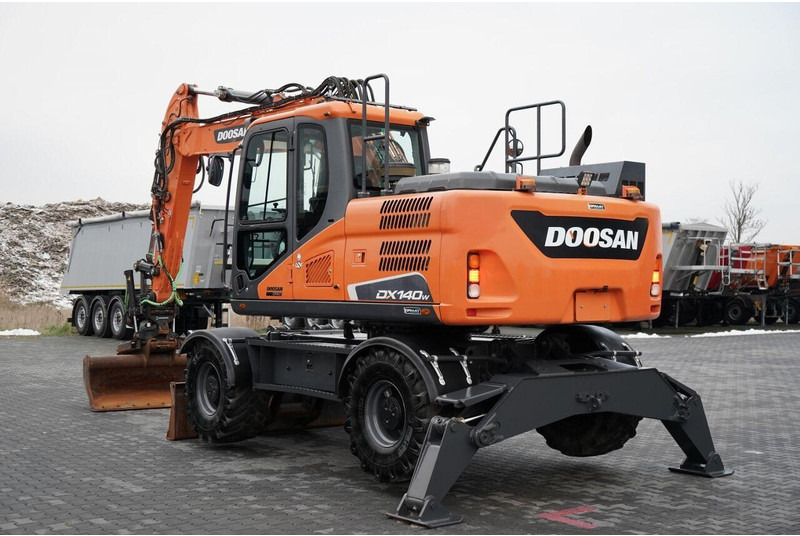 Doosan DX 140W / KOPARKA KOŁOWA / JOYSTICK / POWERTILT OBROTNICA - Колёсный экскаватор: фото 3 Doosan DX 140W / KOPARKA KOŁOWA / JOYSTICK / POWERTILT OBROTNICA - Колёсный экскаватор: фото 3