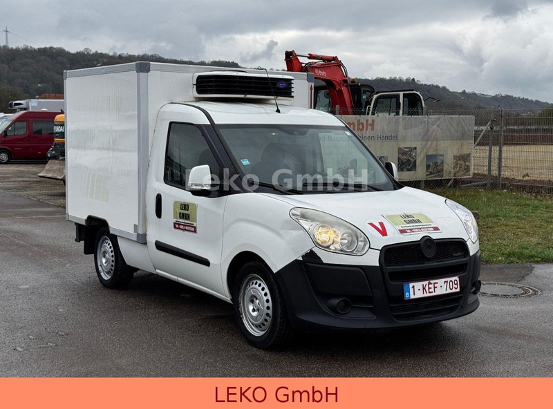 Fiat Doblò 1,6 Mit Carrier Xr 200 - Фургон-рефрижератор: фото 1 Fiat Doblò 1,6 Mit Carrier Xr 200 - Фургон-рефрижератор: фото 1