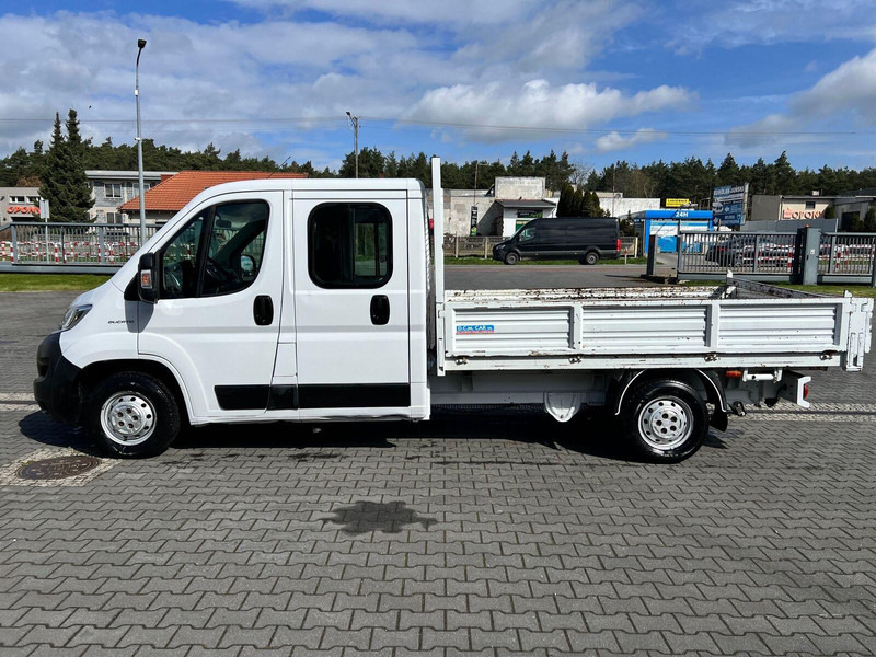 Fiat Ducato Brygadówka Doka 7-miejsc + Skrzynia - Малотоннажный бортовой грузовик, Грузопассажирский фургон: фото 2 Fiat Ducato Brygadówka Doka 7-miejsc + Skrzynia - Малотоннажный бортовой грузовик, Грузопассажирский фургон: фото 2