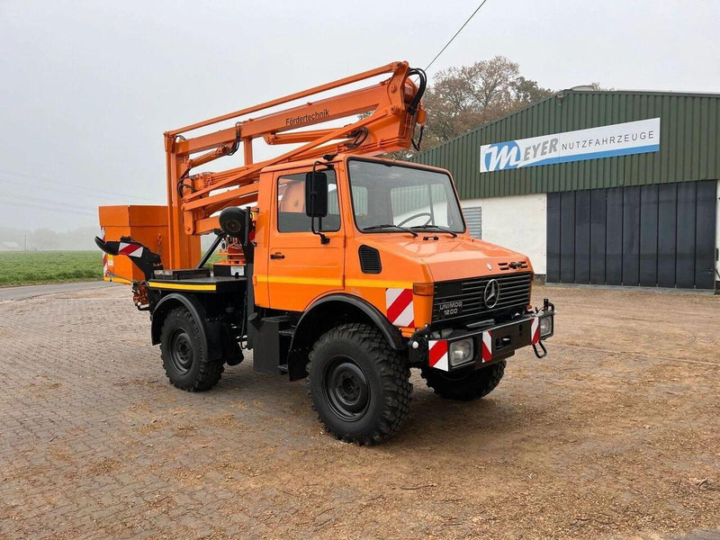 Mercedes-Benz Unimog 1200 4x4 - Lifting basket - Грузовик, Автоманипулятор: фото 2 Mercedes-Benz Unimog 1200 4x4 - Lifting basket - Грузовик, Автоманипулятор: фото 2