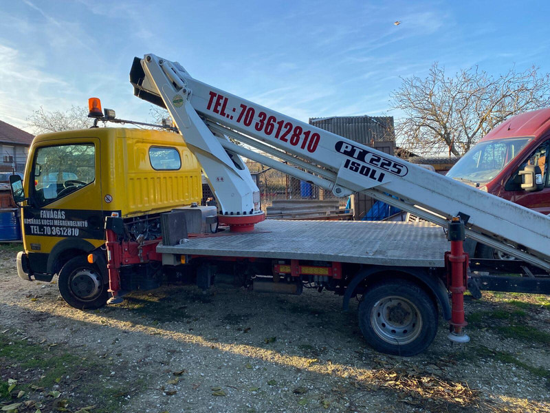 Nissan Cabstar 35.12 - ISOLI PT 225 aerial working platform 22,5m - 3,5 - Грузовик, Автоманипулятор: фото 4 Nissan Cabstar 35.12 - ISOLI PT 225 aerial working platform 22,5m - 3,5 - Грузовик, Автоманипулятор: фото 4