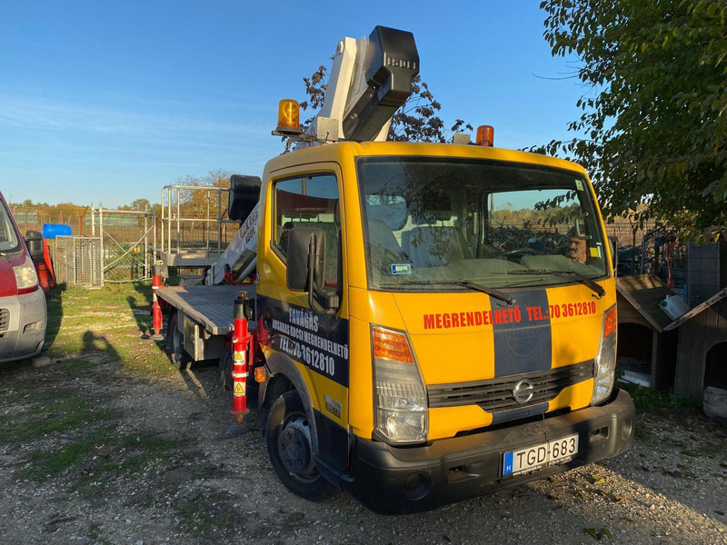 Nissan Cabstar 35.12 - ISOLI PT 225 aerial working platform 22,5m - 3,5 - Грузовик, Автоманипулятор: фото 1 Nissan Cabstar 35.12 - ISOLI PT 225 aerial working platform 22,5m - 3,5 - Грузовик, Автоманипулятор: фото 1