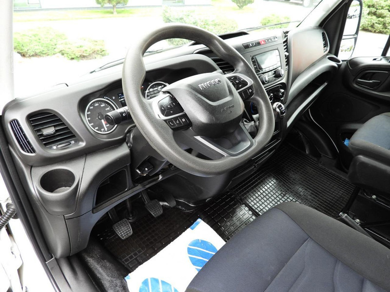 Iveco DAILY 35C14 WYWROTKA PODWÓJNA KABINA DOKA 6 MIEJSC TEMPOMAT BLIŹ - Малотоннажный самосвал: фото 2 Iveco DAILY 35C14 WYWROTKA PODWÓJNA KABINA DOKA 6 MIEJSC TEMPOMAT BLIŹ - Малотоннажный самосвал: фото 2