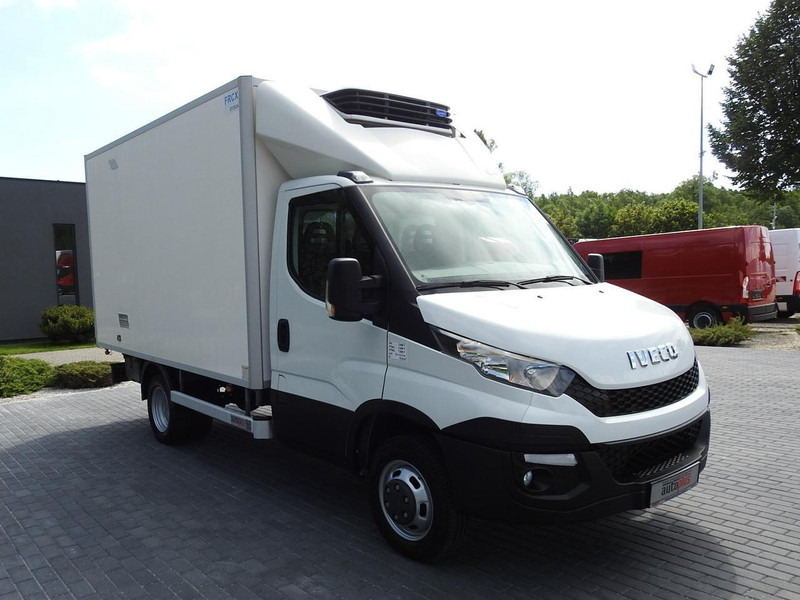 Iveco DAILY 35C15 KONTENER CHŁODNIA -12*C ZASILANIE 230V TEMPOMAT KLIM - Фургон-рефрижератор: фото 4 Iveco DAILY 35C15 KONTENER CHŁODNIA -12*C ZASILANIE 230V TEMPOMAT KLIM - Фургон-рефрижератор: фото 4