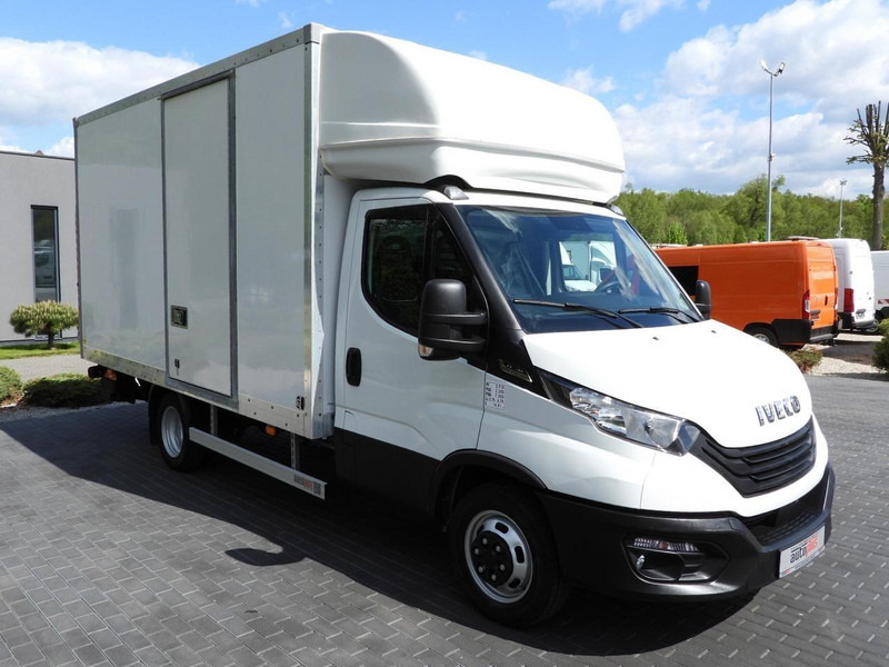 Iveco DAILY 35C16 KONTENER WINDA 8 PALET TEMPOMAT AUTOMAT HI-MATIC BLI - Фургон с закрытым кузовом: фото 4 Iveco DAILY 35C16 KONTENER WINDA 8 PALET TEMPOMAT AUTOMAT HI-MATIC BLI - Фургон с закрытым кузовом: фото 4