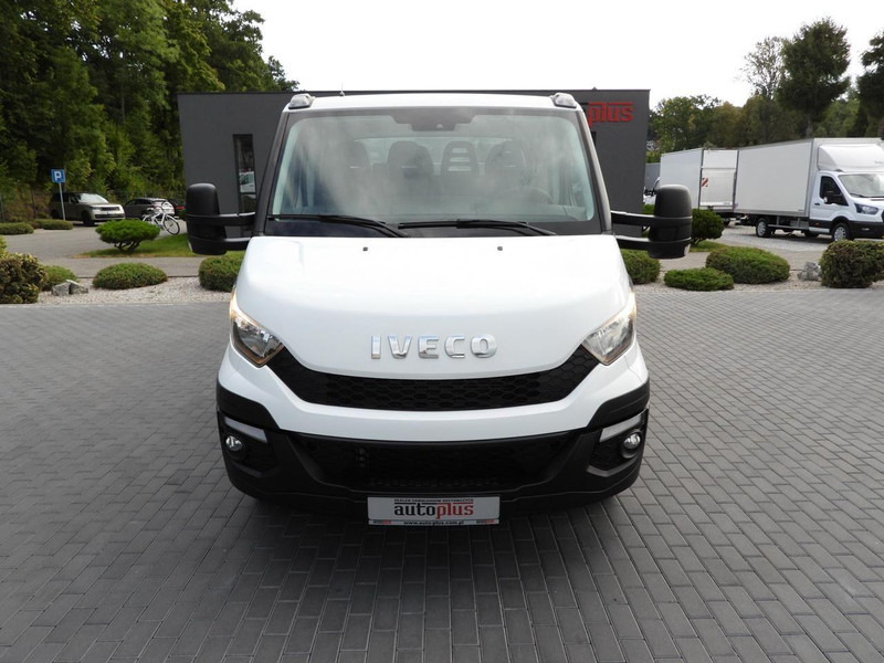 Iveco DAILY 35C17 SKRZYNIA PODWÓJNA KABINA DOKA 7 MIEJSC TEMPOMAT BLIŹ - Малотоннажный бортовой грузовик: фото 5 Iveco DAILY 35C17 SKRZYNIA PODWÓJNA KABINA DOKA 7 MIEJSC TEMPOMAT BLIŹ - Малотоннажный бортовой грузовик: фото 5