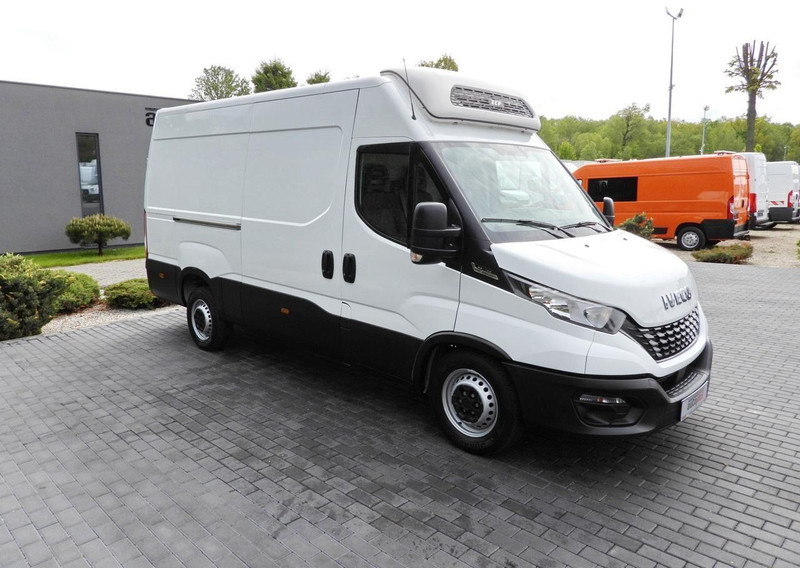 Iveco DAILY 35S14 FURGON CHŁODNIA -10*C ZASILANIE 230V TEMPOMAT AUTOMA - Фургон-рефрижератор: фото 4 Iveco DAILY 35S14 FURGON CHŁODNIA -10*C ZASILANIE 230V TEMPOMAT AUTOMA - Фургон-рефрижератор: фото 4