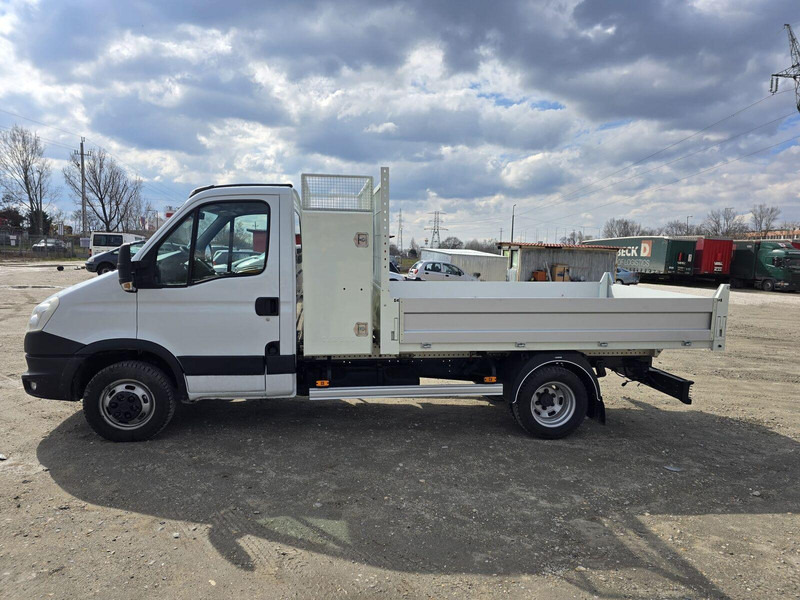 Iveco Daily 35 C 13 - Tipper + tool box - Малотоннажный самосвал: фото 5 Iveco Daily 35 C 13 - Tipper + tool box - Малотоннажный самосвал: фото 5