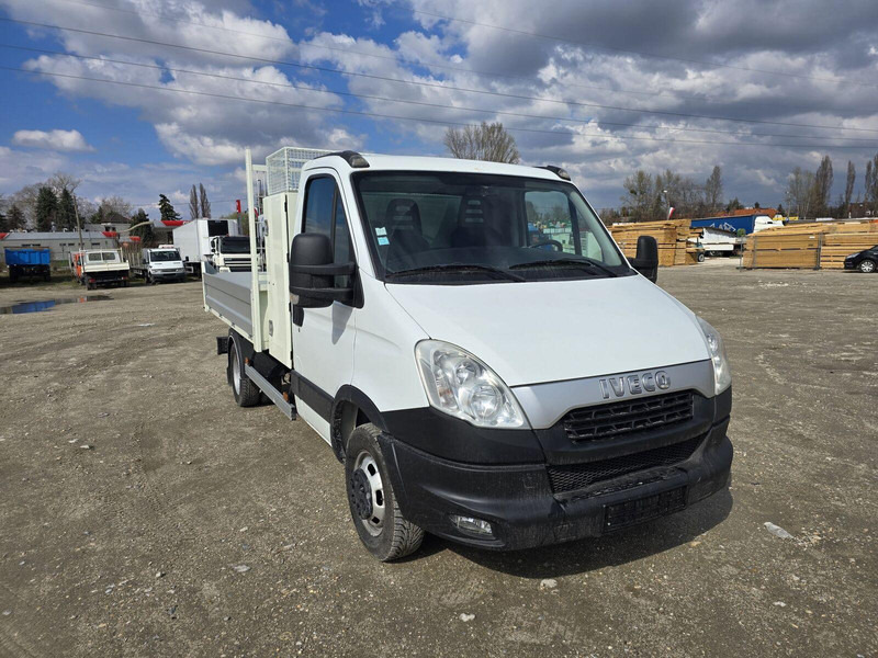 Iveco Daily 35 C 13 - Tipper + tool box - Малотоннажный самосвал: фото 1 Iveco Daily 35 C 13 - Tipper + tool box - Малотоннажный самосвал: фото 1