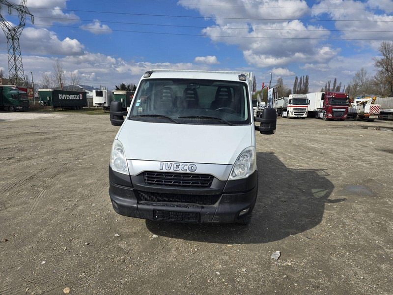 Iveco Daily 35 C 13 - Tipper + tool box - Малотоннажный самосвал: фото 2 Iveco Daily 35 C 13 - Tipper + tool box - Малотоннажный самосвал: фото 2
