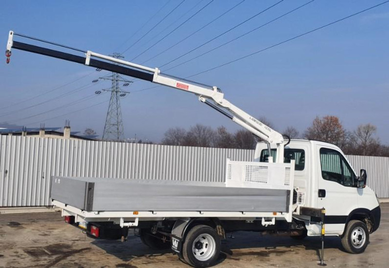 Iveco Daily 35C13 Bonfiglioli P 2300 - Pritsche 4,3 m - Малотоннажный бортовой грузовик: фото 2 Iveco Daily 35C13 Bonfiglioli P 2300 - Pritsche 4,3 m - Малотоннажный бортовой грузовик: фото 2