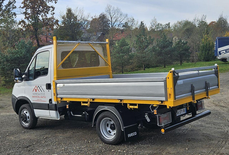 Iveco Daily 35c-15 3 way tipper - Малотоннажный самосвал: фото 2 Iveco Daily 35c-15 3 way tipper - Малотоннажный самосвал: фото 2