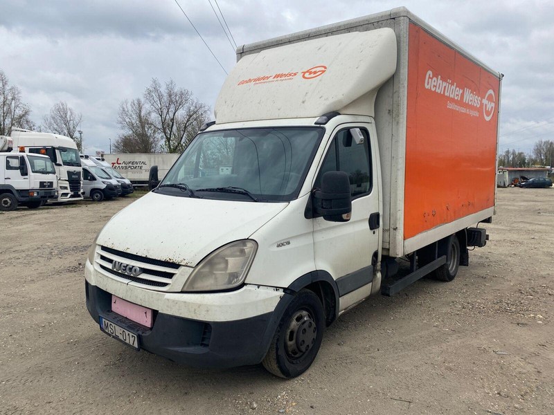 Iveco Daily 40 C 15 - Koffer + DHollandia LBW - Фургон с закрытым кузовом: фото 2 Iveco Daily 40 C 15 - Koffer + DHollandia LBW - Фургон с закрытым кузовом: фото 2