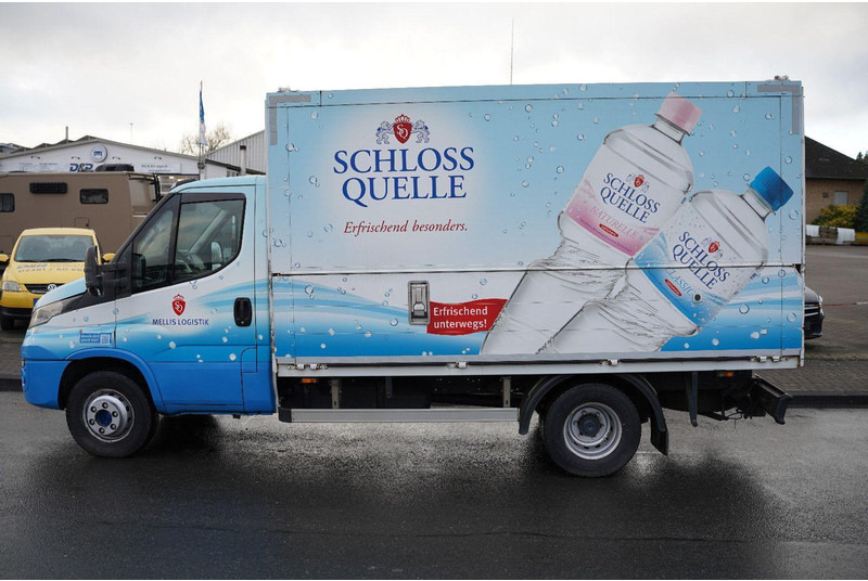 Грузовик с закрытым кузовом Iveco Daily 70C17 Beverage Truck: фото 6