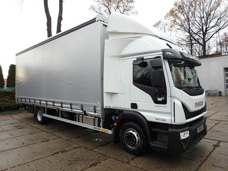 Iveco EUROCARGO 120-250 NOWY PLANDEKA WINDA 18 PALET WEBASTO KLIMATYZA - Грузовик с закрытым кузовом: фото 4 Iveco EUROCARGO 120-250 NOWY PLANDEKA WINDA 18 PALET WEBASTO KLIMATYZA - Грузовик с закрытым кузовом: фото 4
