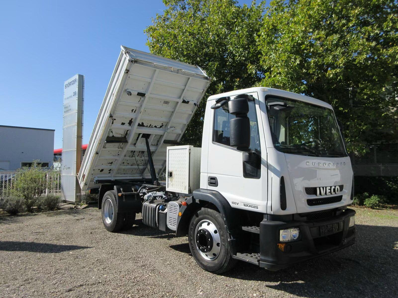 Iveco Eurocargo 120E25 - 3 way tipper - Самосвал: фото 2 Iveco Eurocargo 120E25 - 3 way tipper - Самосвал: фото 2