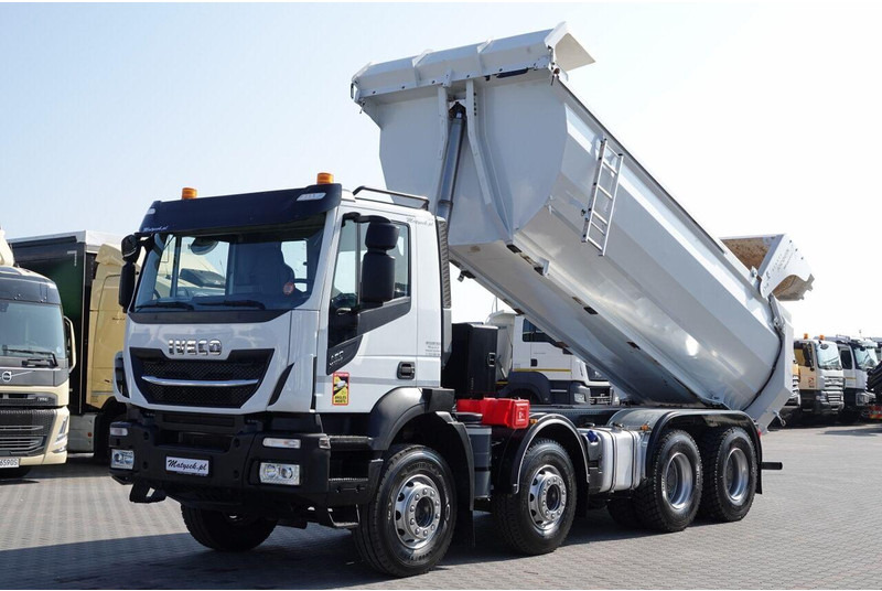 Iveco STRALIS X-WAY 480 / 8x4 / WYWROTKA TYLNOZSYP + HYDROKLAPA / OPON - Самосвал: фото 1 Iveco STRALIS X-WAY 480 / 8x4 / WYWROTKA TYLNOZSYP + HYDROKLAPA / OPON - Самосвал: фото 1