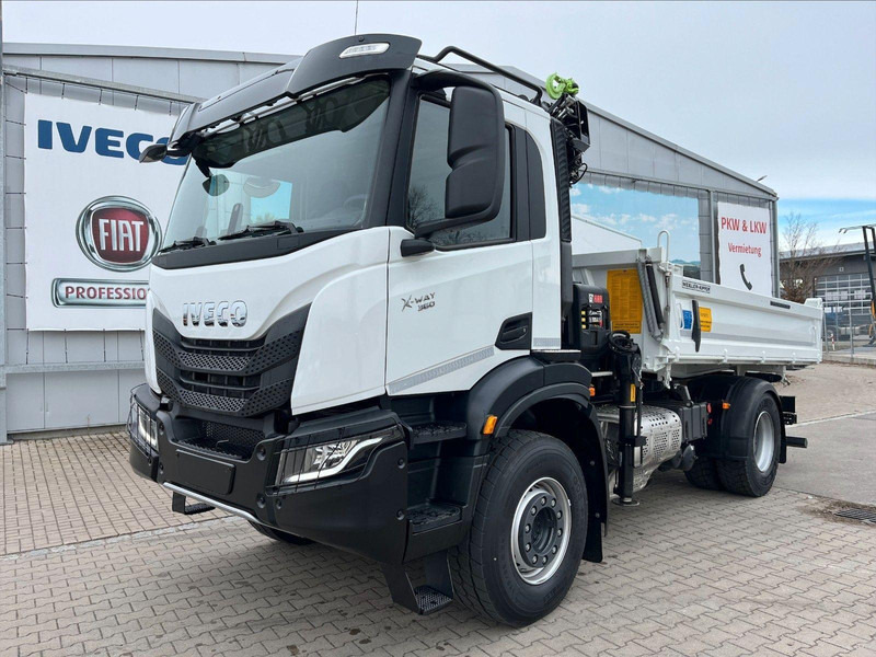 Iveco X-WAY AD200X36/P HR OFF 3 way tipper - Самосвал, Автоманипулятор: фото 2 Iveco X-WAY AD200X36/P HR OFF 3 way tipper - Самосвал, Автоманипулятор: фото 2