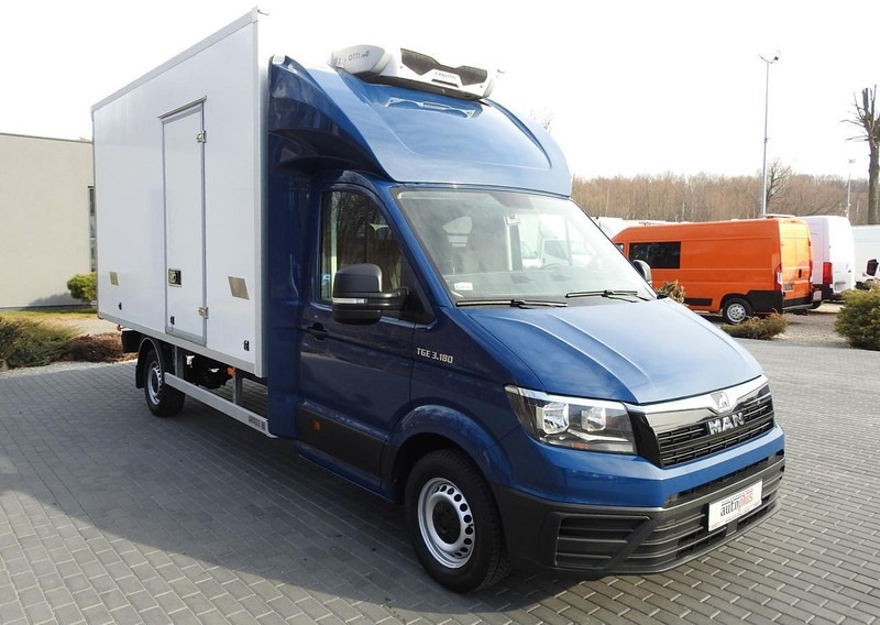 MAN TGE 3.180 CHŁODNIA KONTENER -5*C 8 PALET FUNKCJA GRZANIA TEMPOMA - Фургон-рефрижератор: фото 4 MAN TGE 3.180 CHŁODNIA KONTENER -5*C 8 PALET FUNKCJA GRZANIA TEMPOMA - Фургон-рефрижератор: фото 4