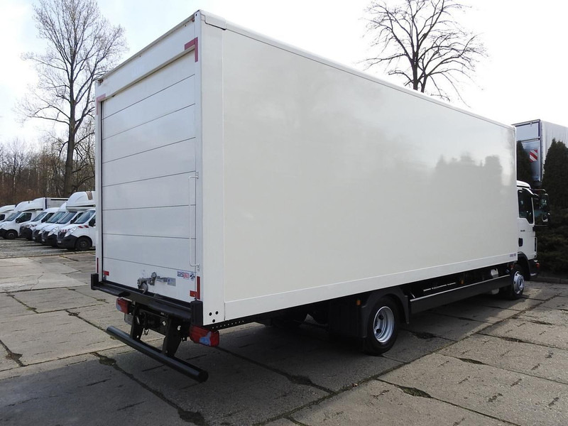 Грузовик с закрытым кузовом MAN TGL 8.18 KONTENER 16 PALET TEMPOMAT BLIŹNIACZE KOŁA 180KM [ 36: фото 14