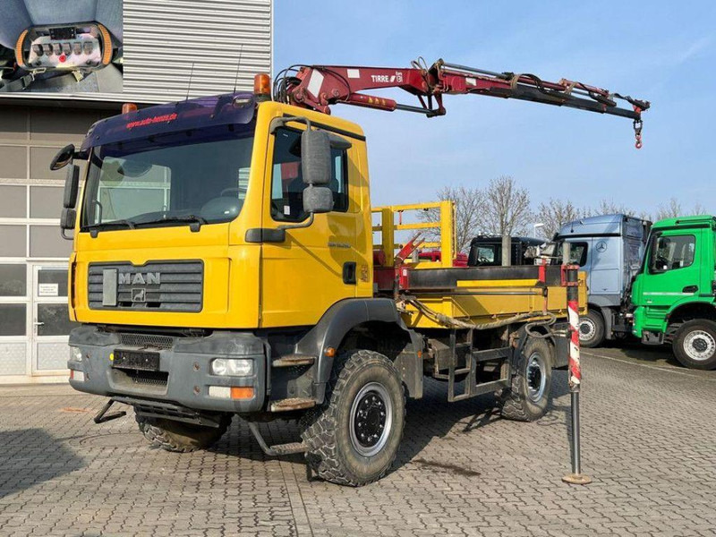 MAN TGM 18.280 4x4 Crane Tirre Euro 131 - Грузовик бортовой/ Платформа, Автоманипулятор: фото 1 MAN TGM 18.280 4x4 Crane Tirre Euro 131 - Грузовик бортовой/ Платформа, Автоманипулятор: фото 1