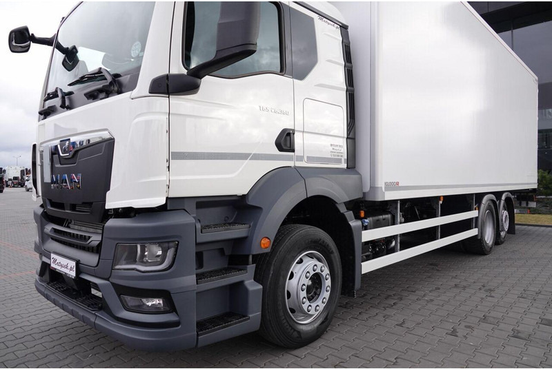 MAN TGS 26.360 / 6x2 / CHŁODNIA -8,2 M / AGREGAT CARRIER SUPRA 850 / - Рефрижератор: фото 3 MAN TGS 26.360 / 6x2 / CHŁODNIA -8,2 M / AGREGAT CARRIER SUPRA 850 / - Рефрижератор: фото 3