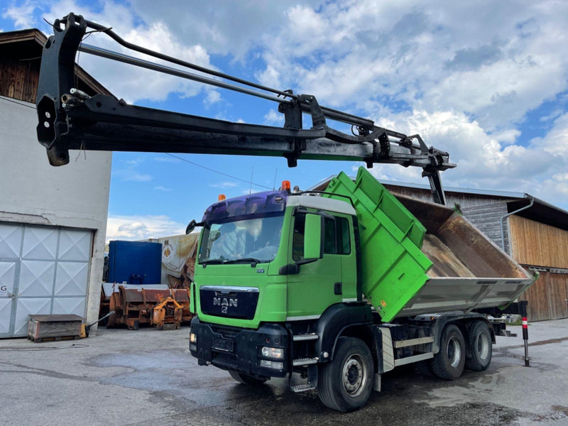 MAN TGS 26.400 6x4 Tipper + Crane PK 15002 - Самосвал, Автоманипулятор: фото 1 MAN TGS 26.400 6x4 Tipper + Crane PK 15002 - Самосвал, Автоманипулятор: фото 1