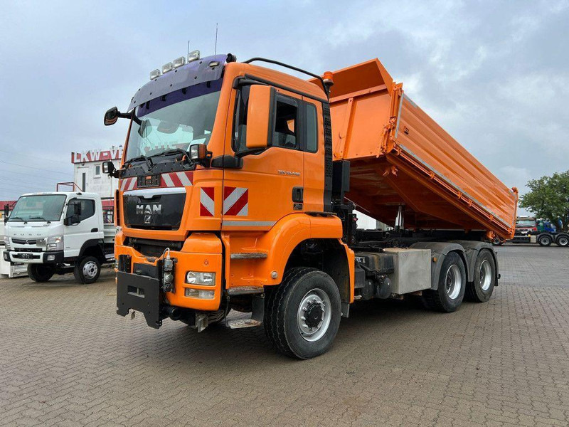 MAN TGS 33.440 AK 6x6 3-Way Tipper - Самосвал: фото 1 MAN TGS 33.440 AK 6x6 3-Way Tipper - Самосвал: фото 1