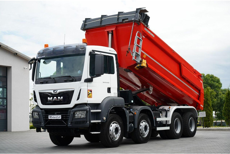 MAN TGS 35.460 / 8X4 / WYWROTKA TYLNOZSYPOWA / HYDROKLAPA / 2018 ROK - Самосвал: фото 1 MAN TGS 35.460 / 8X4 / WYWROTKA TYLNOZSYPOWA / HYDROKLAPA / 2018 ROK - Самосвал: фото 1