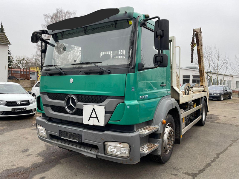 Mercedes-Benz 1833 Absetzkipper Bluetec 5 Klima 2 Hand Orig Km - Грузовик-контейнеровоз/ Сменный кузов, Автоманипулятор: фото 2 Mercedes-Benz 1833 Absetzkipper Bluetec 5 Klima 2 Hand Orig Km - Грузовик-контейнеровоз/ Сменный кузов, Автоманипулятор: фото 2