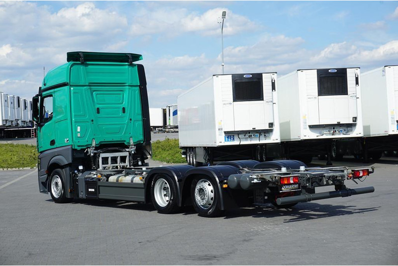 Mercedes-Benz ACTROS / 2548 / ACC / E 6 / MP 5 / MEGA / BDF 7,82 M / RETARDER - Грузовик-контейнеровоз/ Сменный кузов: фото 5 Mercedes-Benz ACTROS / 2548 / ACC / E 6 / MP 5 / MEGA / BDF 7,82 M / RETARDER - Грузовик-контейнеровоз/ Сменный кузов: фото 5