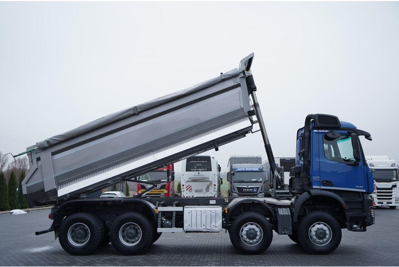 Mercedes-Benz ACTROS 4145 / 8X8 / WYWROTKA TYLNOZSYPOWA / KH-KIPPER 6 M / AUTO - Самосвал: фото 5 Mercedes-Benz ACTROS 4145 / 8X8 / WYWROTKA TYLNOZSYPOWA / KH-KIPPER 6 M / AUTO - Самосвал: фото 5