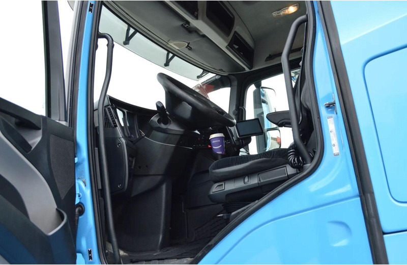 Mercedes-Benz ANTOS 2540 REFRIGERATOR + LIFT + SIDE DOOR в лизинг Mercedes-Benz ANTOS 2540 REFRIGERATOR + LIFT + SIDE DOOR: фото 11 Mercedes-Benz ANTOS 2540 REFRIGERATOR + LIFT + SIDE DOOR в лизинг Mercedes-Benz ANTOS 2540 REFRIGERATOR + LIFT + SIDE DOOR: фото 11