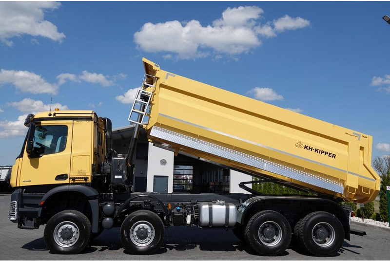 Mercedes-Benz AROCS 4145 / 8x8 / WYWROTKA TYLNOZSYPOWA / KH KIPPER  / EURO 6 - Самосвал: фото 3 Mercedes-Benz AROCS 4145 / 8x8 / WYWROTKA TYLNOZSYPOWA / KH KIPPER  / EURO 6 - Самосвал: фото 3