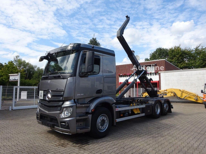 Mercedes-Benz Actros 2545 - Hook lift truck 6x2 - Крюковой мультилифт: фото 2 Mercedes-Benz Actros 2545 - Hook lift truck 6x2 - Крюковой мультилифт: фото 2
