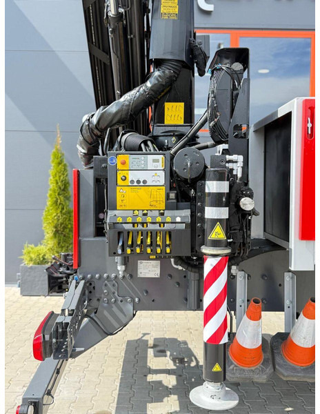 Грузовик бортовой/ Платформа, Автоманипулятор Mercedes-Benz Arocs Actros 2532 / E6 / 6x2 / skrzynia + żuraw Palfinger / budo: фото 19