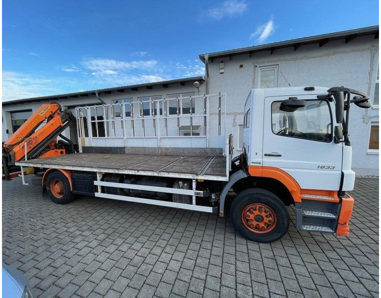 Mercedes-Benz Axor 1833 - Грузовик бортовой/ Платформа, Автоманипулятор: фото 3 Mercedes-Benz Axor 1833 - Грузовик бортовой/ Платформа, Автоманипулятор: фото 3