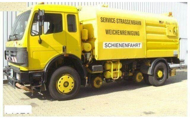 Mercedes-Benz SK 1820 4x2 Schienenreinigungs Kehrmaschine RAIL - Подметально-уборочная машина: фото 1 Mercedes-Benz SK 1820 4x2 Schienenreinigungs Kehrmaschine RAIL - Подметально-уборочная машина: фото 1