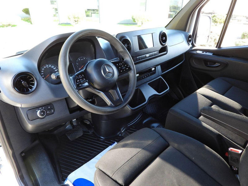 Mercedes-Benz SPRINTER 316 - Микроавтобус, Пассажирский фургон: фото 2 Mercedes-Benz SPRINTER 316 - Микроавтобус, Пассажирский фургон: фото 2