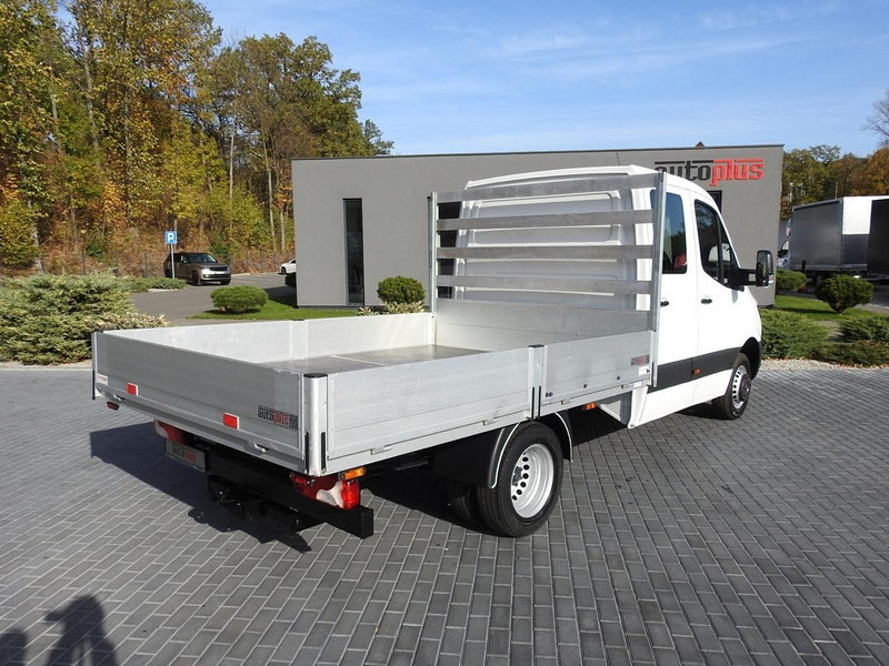 Mercedes-Benz SPRINTER 516 SKRZYNIA PODWÓJNA KABINA DOKA 6 MIEJSC TEMPOMAT KLI - Малотоннажный бортовой грузовик: фото 3 Mercedes-Benz SPRINTER 516 SKRZYNIA PODWÓJNA KABINA DOKA 6 MIEJSC TEMPOMAT KLI - Малотоннажный бортовой грузовик: фото 3