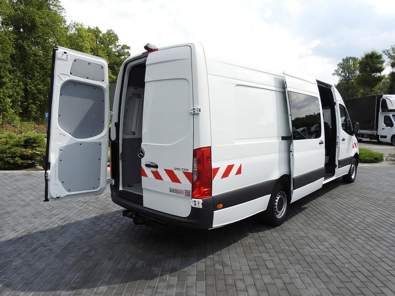 Mercedes-Benz SPRINTER FURGON BRYGADÓWKA  5 MIEJSC TEMPOMAT NAWIGACJA KLIMATYZ - Микроавтобус, Пассажирский фургон: фото 3 Mercedes-Benz SPRINTER FURGON BRYGADÓWKA  5 MIEJSC TEMPOMAT NAWIGACJA KLIMATYZ - Микроавтобус, Пассажирский фургон: фото 3