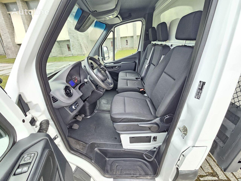 Mercedes-Benz Sprinter 419/519 CDI 3 way tipper в лизинг Mercedes-Benz Sprinter 419/519 CDI 3 way tipper: фото 16 Mercedes-Benz Sprinter 419/519 CDI 3 way tipper в лизинг Mercedes-Benz Sprinter 419/519 CDI 3 way tipper: фото 16
