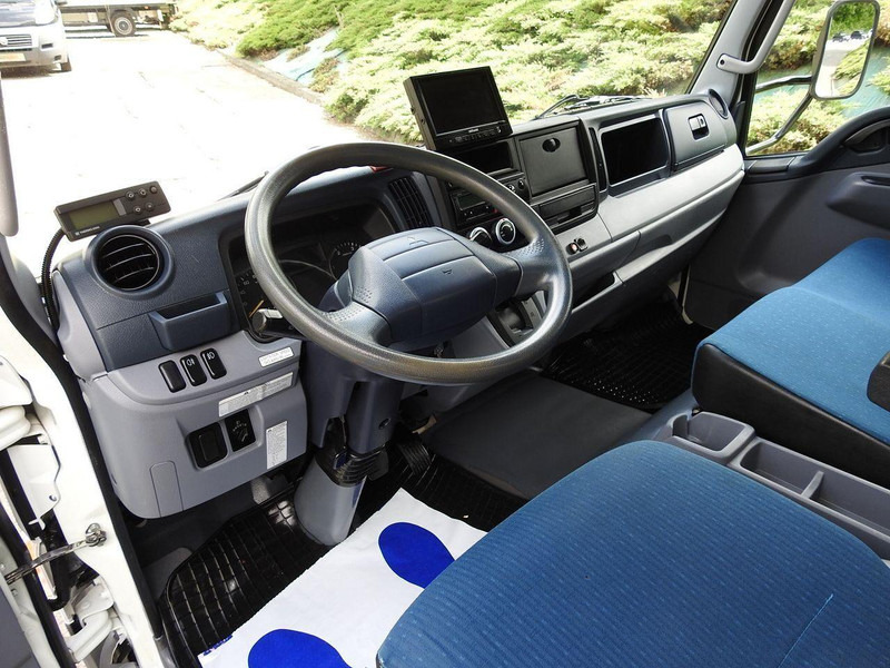 Mitsubishi Fuso CANTER FUSO 7C15 KONTENER CHŁODNIA WINDA 14 PALET -4*C ZASILANIE - Рефрижератор: фото 2 Mitsubishi Fuso CANTER FUSO 7C15 KONTENER CHŁODNIA WINDA 14 PALET -4*C ZASILANIE - Рефрижератор: фото 2