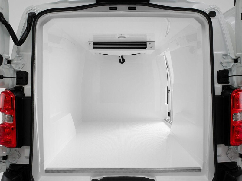 Peugeot Expert BlueHDI 100 L2 Hűtős furgon Frigo 3500 - Фургон-рефрижератор: фото 4 Peugeot Expert BlueHDI 100 L2 Hűtős furgon Frigo 3500 - Фургон-рефрижератор: фото 4
