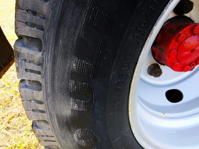 Renault MASCOTT 160 dxi BE Mini Trekker - SZM - 3.5t - Малотоннажный седельный тягач: фото 5 Renault MASCOTT 160 dxi BE Mini Trekker - SZM - 3.5t - Малотоннажный седельный тягач: фото 5