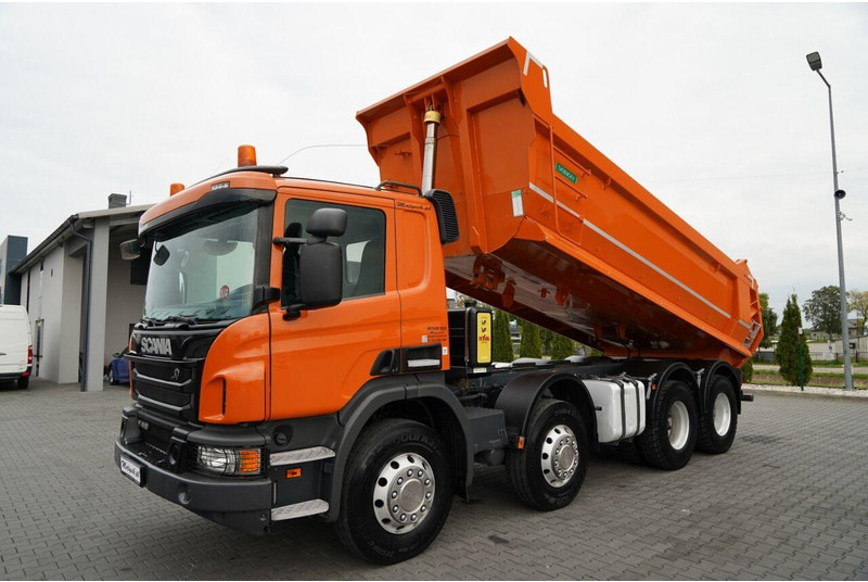 Scania P 410 / 8x4 / WYWROTKA TYLNOZSYPOWA / ALUFELGI / OPONY 100% / MA - Самосвал: фото 4 Scania P 410 / 8x4 / WYWROTKA TYLNOZSYPOWA / ALUFELGI / OPONY 100% / MA - Самосвал: фото 4