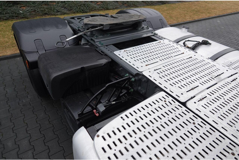 Тягач DAF XF 460 / SPACE CAB / I-PARK COOL / SPROWADZONY / PO KONTRAKCIE S: фото 18 Тягач DAF XF 460 / SPACE CAB / I-PARK COOL / SPROWADZONY / PO KONTRAKCIE S: фото 18